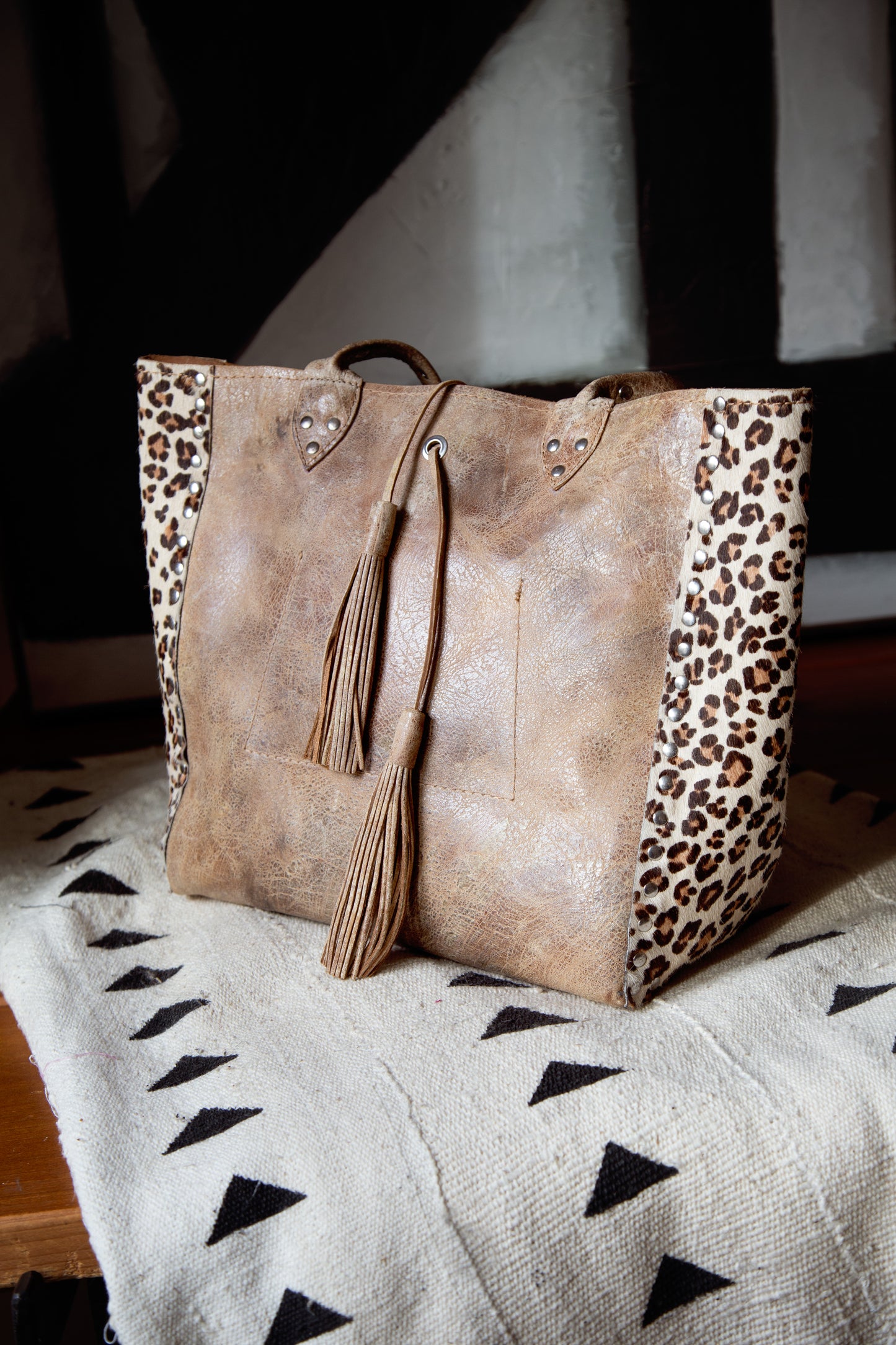 Von Tassel Vintage Leather Diba True Purse