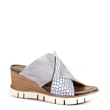 Crocco Embossed / Gray