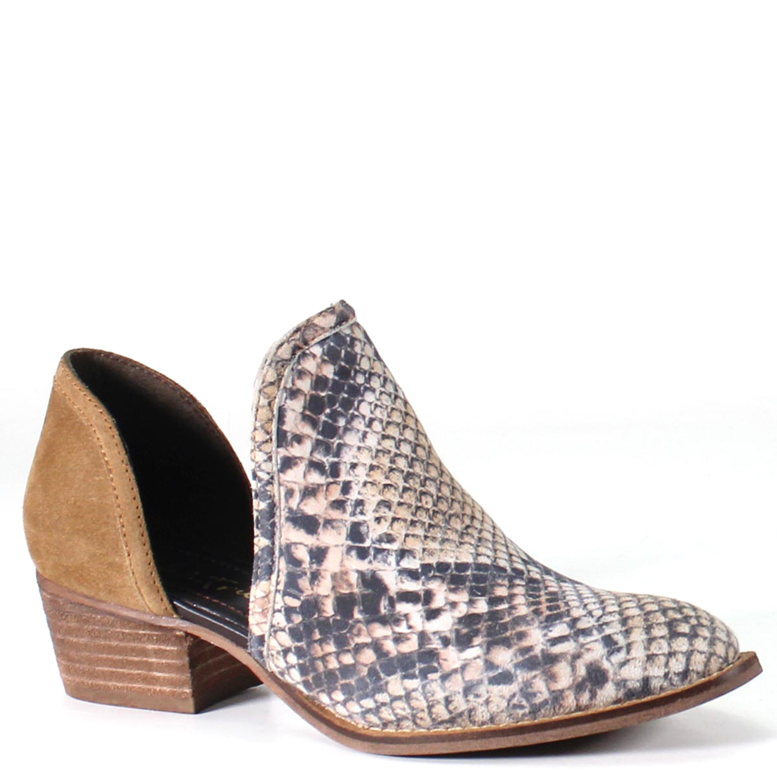 【THEAIRTOWN】ONLY serch shirring camo bootscut pt Diba True Women's Shy Town V Cut Bootie – Diba Shoes