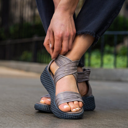  Emmie Lou - 2 Colors - Diba Shoes