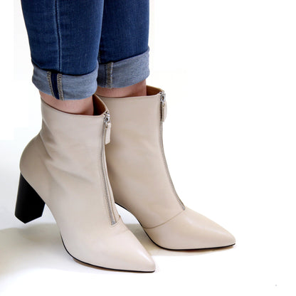  Luichiny LTD THRILL HILL in Tan - Diba Shoes